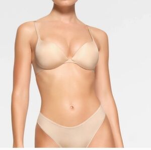 SKIMS NWT Ultimate Padded Push-Up Teardrop Bra in Clay